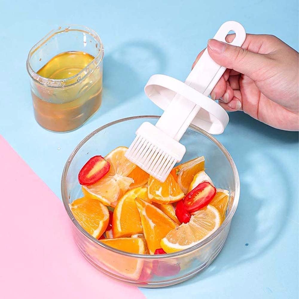 Plastic Oil Bottle Seasoning Dispenser with Silicone Rubber