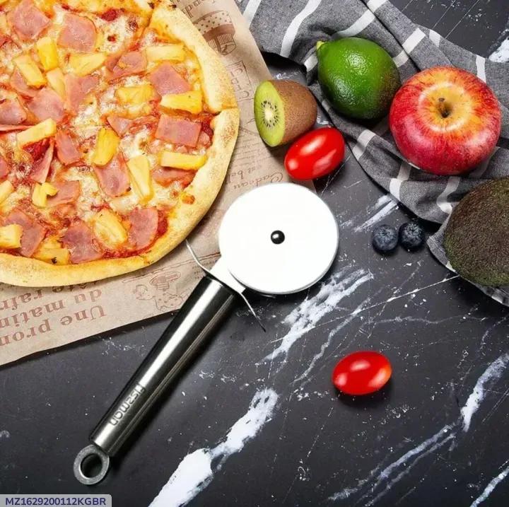 Stainless Steel Pizza Cutter for Easy Slicing